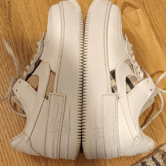 Nike Women's 8 Plaid Design Red Black Tan Cabincore Preppy Air Force1's - Picture 7 of 8